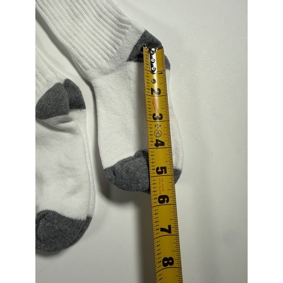 Amazon Essentials Unisex Kids‎ and Toddlers' Cotton Crew Socks, 10 Pairs opened - Picture 4 of 4